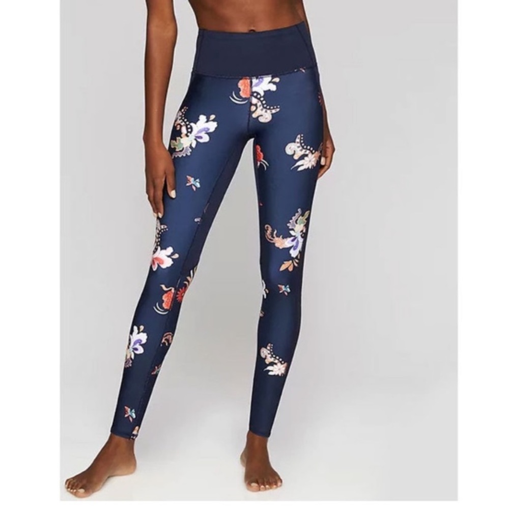Athleta gilded tux chaturanga floral tight leggings